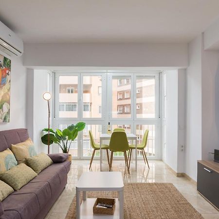 Mp5-Just Renovated Apartment Right On The Beach 马拉加 外观 照片