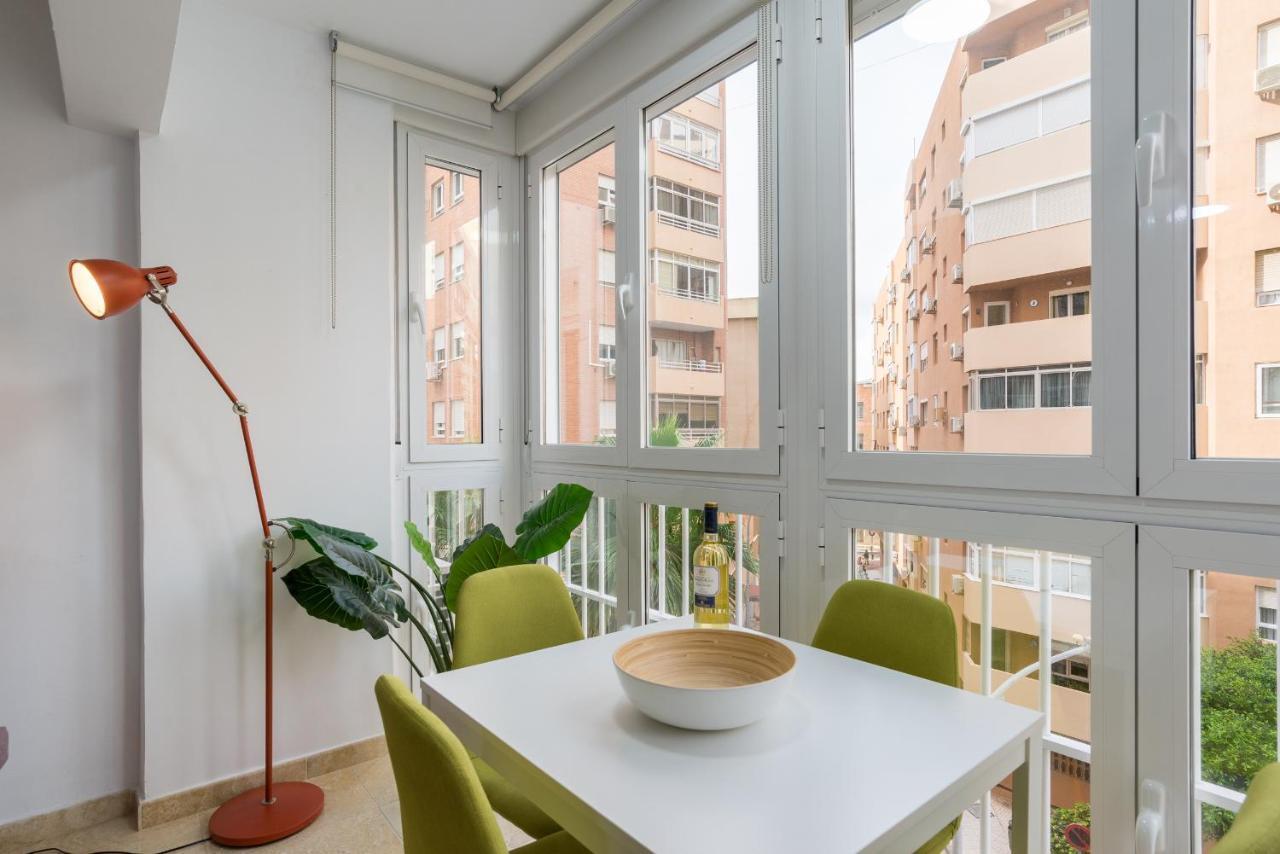 Mp5-Just Renovated Apartment Right On The Beach 马拉加 外观 照片