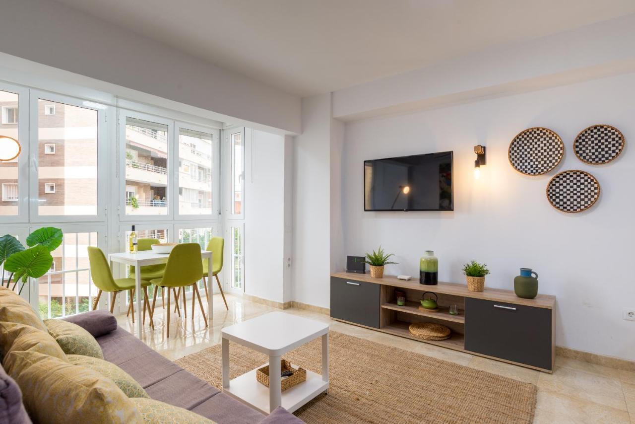 Mp5-Just Renovated Apartment Right On The Beach 马拉加 外观 照片