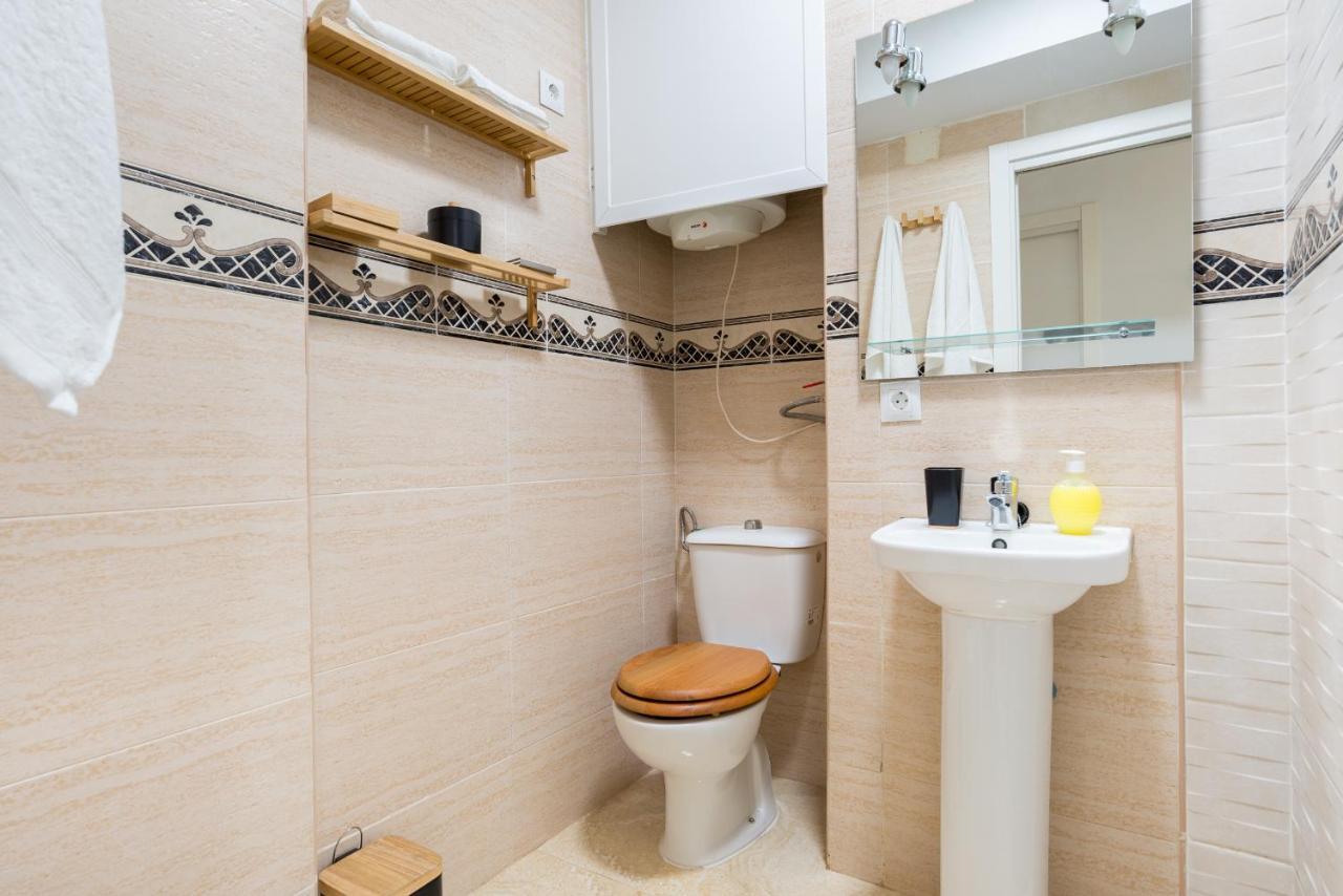 Mp5-Just Renovated Apartment Right On The Beach 马拉加 外观 照片