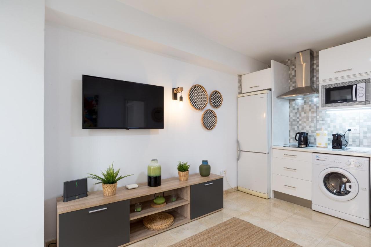Mp5-Just Renovated Apartment Right On The Beach 马拉加 外观 照片